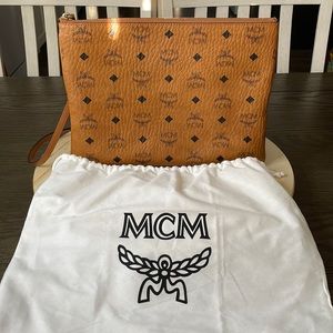 MCM MEDIUM POUCH CROSSBODY W/SHOULDER STRAP LIGHT BROWN